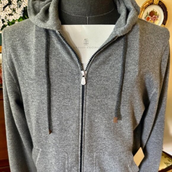 Brunello Cucinelli BRAND NEW 100% Cashmere Hoodie Sweater, Gray, Sz 50, $2695 RT - Picture 1 of 15